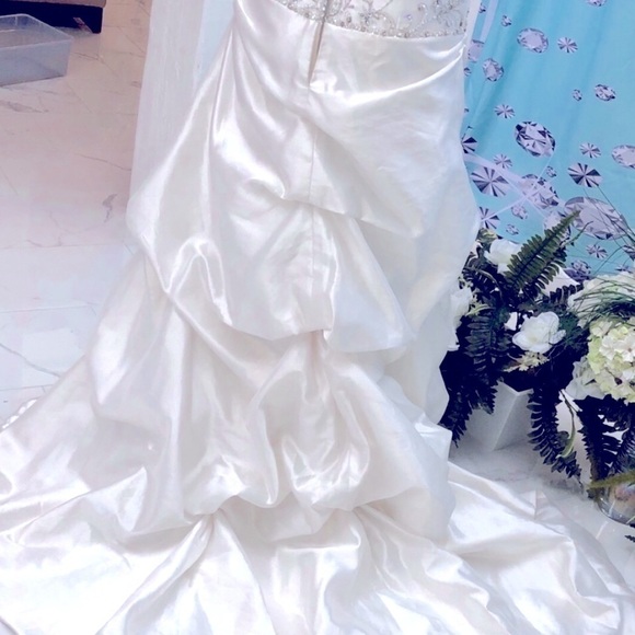 Moonlight Designer White Wedding Strapless Dress Crystal Beaded Ruffled Gown 6 - Picture 5 of 10